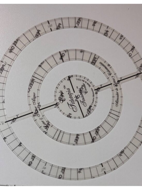 Creative Memories Titletopia Circle & Banner Letter & Sticker Aligner for Titles - Picture 5 of 6